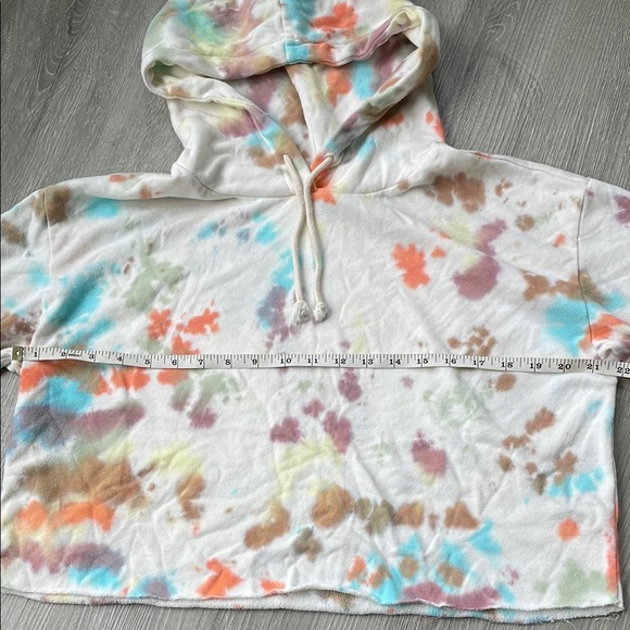 Tie-Dye Cropped Hoodie - Picture 3 of 5